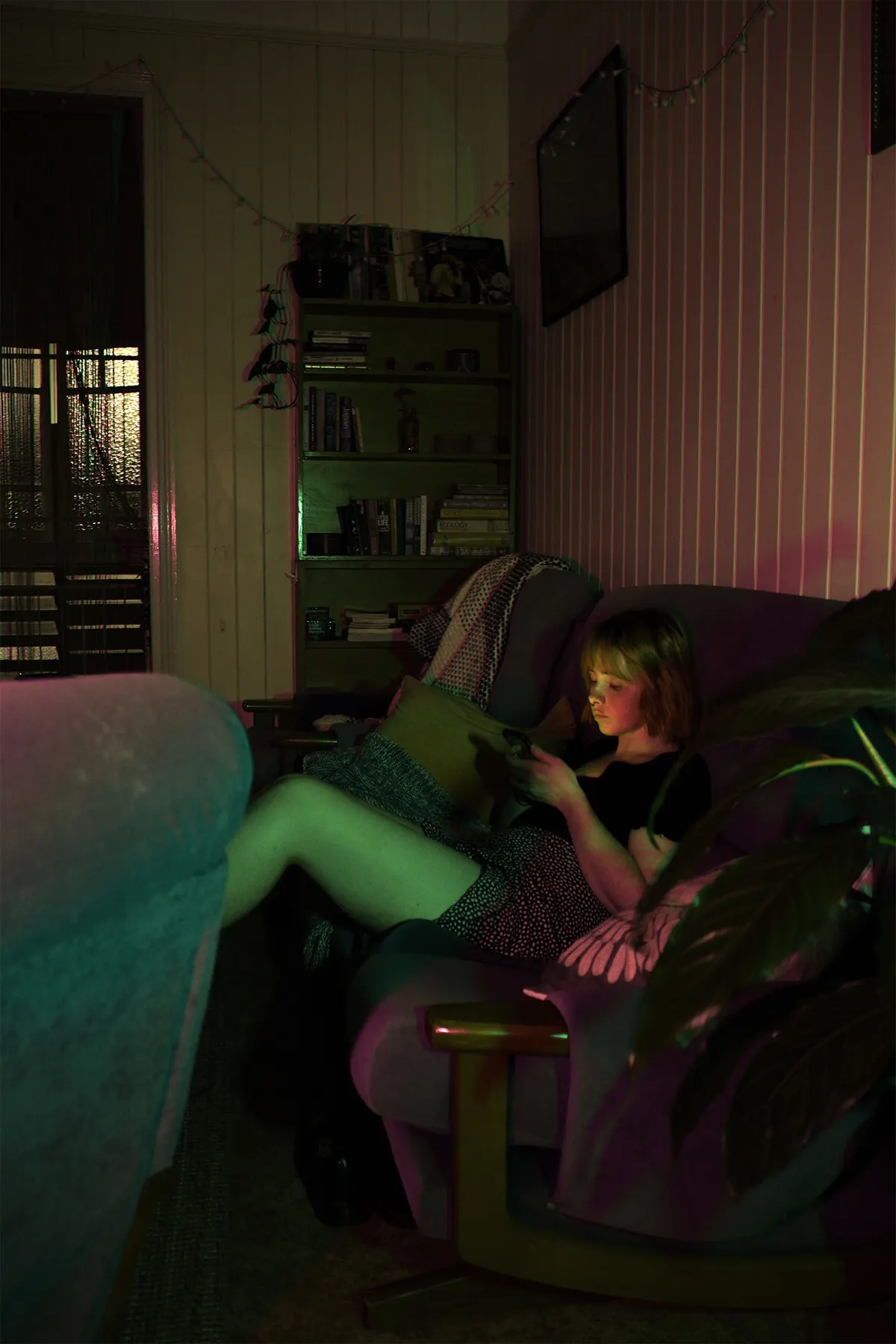 Alternate colour test on shadows